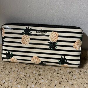 Kate spade pineapple wallet